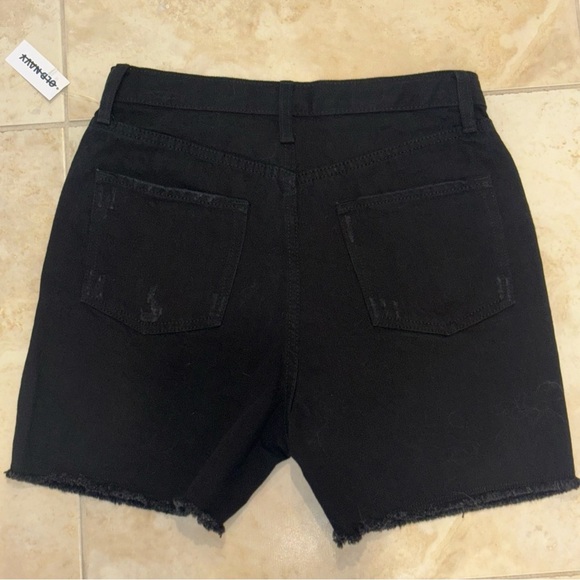 Old Navy Black High-Rise Denim Shorts nwt - Picture 2 of 9